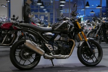 Triumph Speed 400 Model 2024 - Motocykl używany z gwarancją